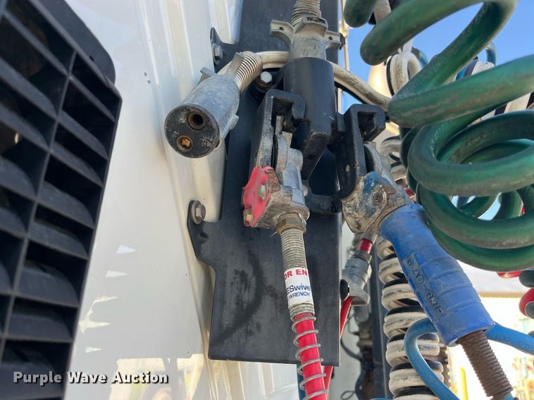 image for item DP2107 2012 International 8600 SBA 4X2  semi truck