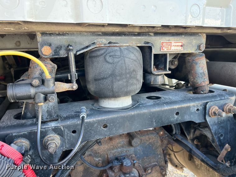 image for item DP2107 2012 International 8600 SBA 4X2  semi truck