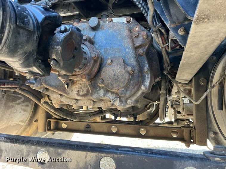 image for item DP2107 2012 International 8600 SBA 4X2  semi truck