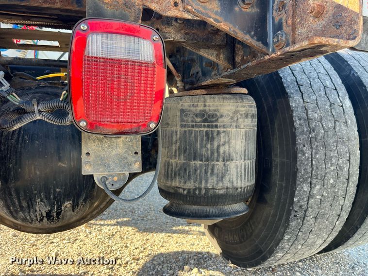 image for item DP2107 2012 International 8600 SBA 4X2  semi truck