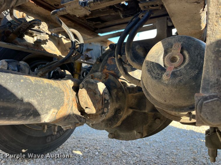 image for item DP2107 2012 International 8600 SBA 4X2  semi truck