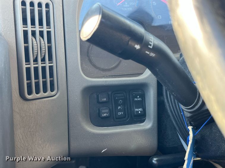 image for item DP2107 2012 International 8600 SBA 4X2  semi truck