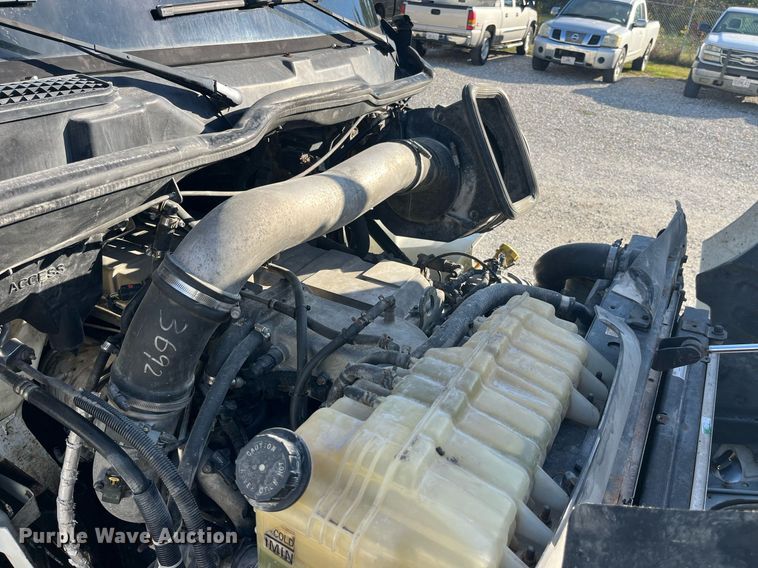 image for item DP2107 2012 International 8600 SBA 4X2  semi truck