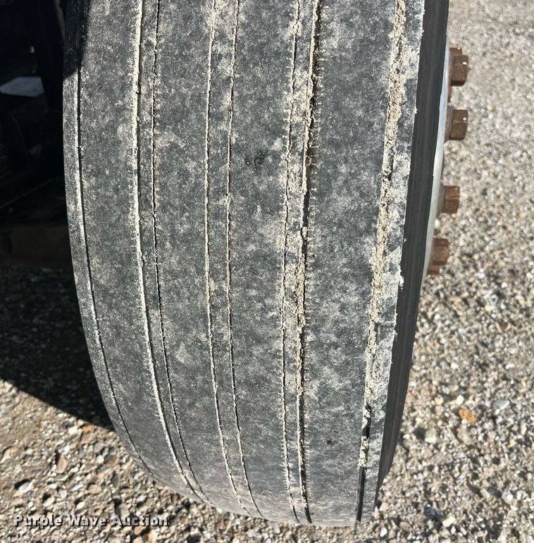 image for item DP2107 2012 International 8600 SBA 4X2  semi truck