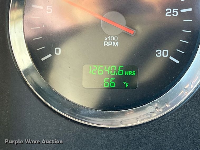 image for item DP2112 2006 Kenworth T800  semi truck