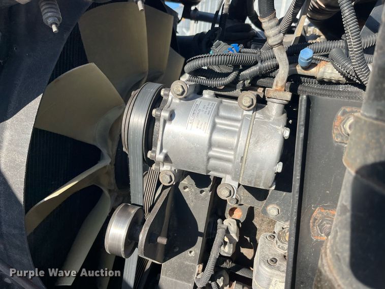 image for item DP2112 2006 Kenworth T800  semi truck