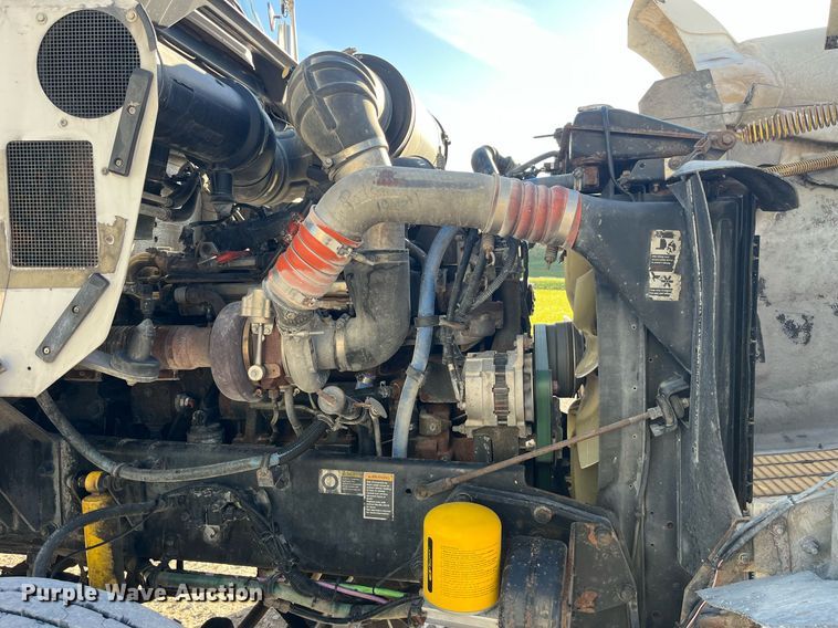 image for item DP2112 2006 Kenworth T800  semi truck