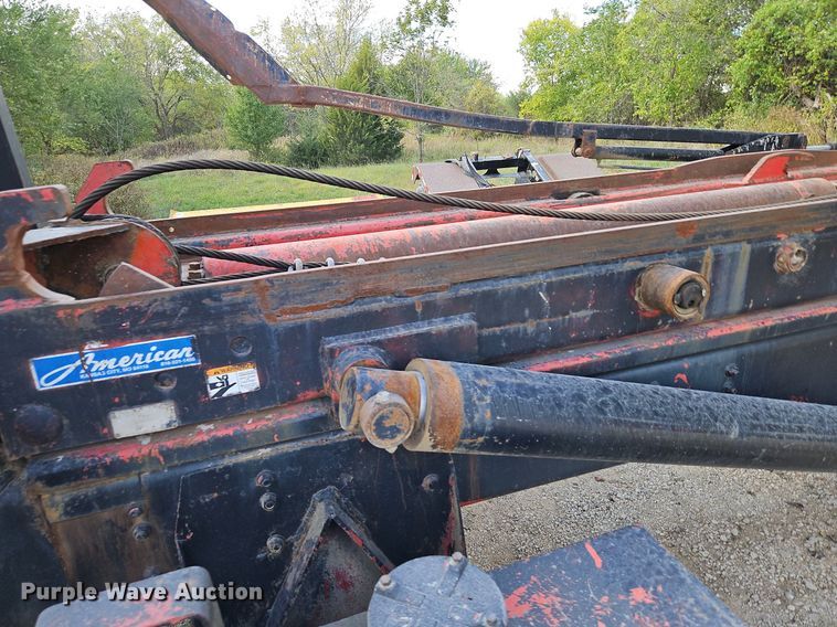 image for item DP2480 1999 Volvo WG64  roll-off container truck