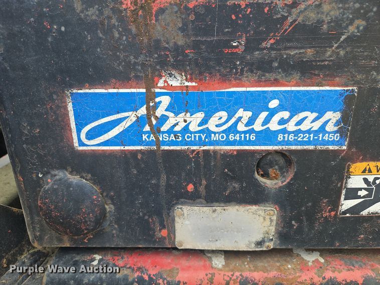 image for item DP2480 1999 Volvo WG64  roll-off container truck