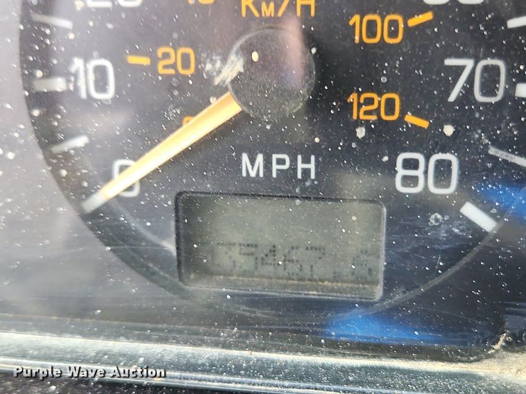 image for item DP2480 1999 Volvo WG64  roll-off container truck