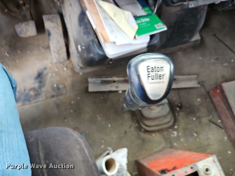 image for item DP2480 1999 Volvo WG64  roll-off container truck