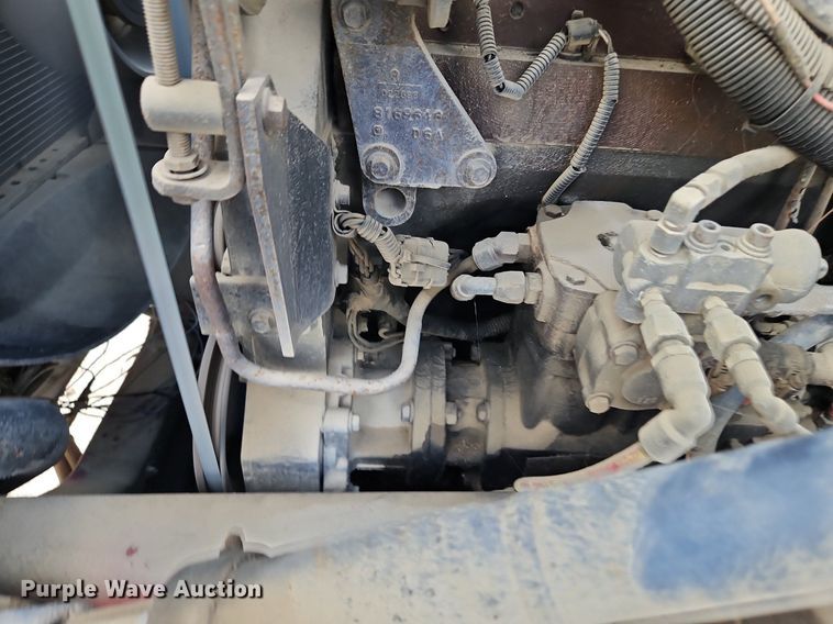 image for item DP2480 1999 Volvo WG64  roll-off container truck