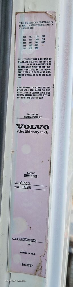 image for item DP2480 1999 Volvo WG64  roll-off container truck