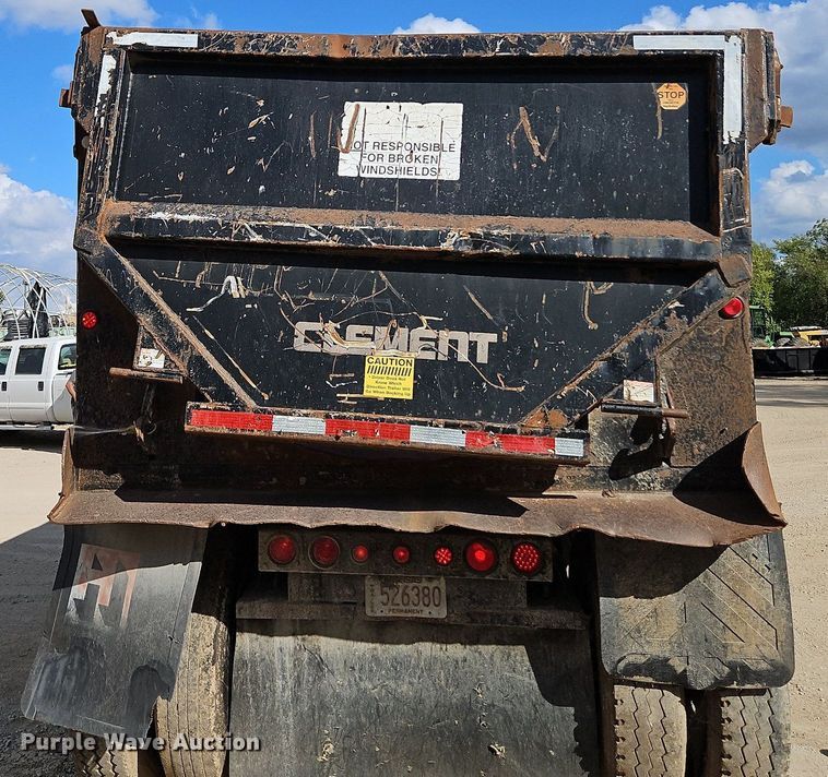 image for item DP2481 2001 Clement RKMS2827-AIR  end dump trailer