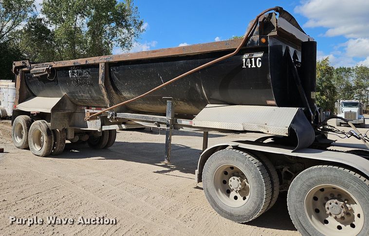 image for item DP2481 2001 Clement RKMS2827-AIR  end dump trailer