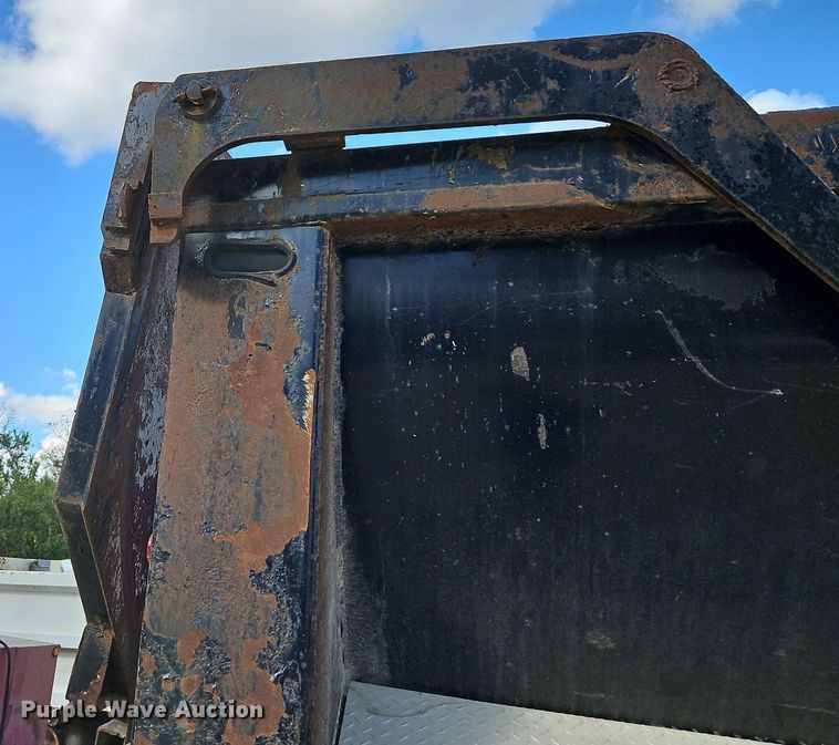 image for item DP2481 2001 Clement RKMS2827-AIR  end dump trailer