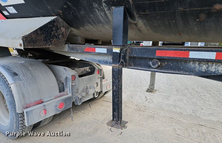image for item DP2481 2001 Clement RKMS2827-AIR  end dump trailer