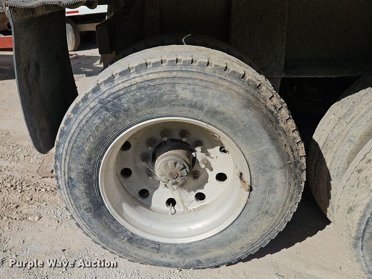 image for item DP2481 2001 Clement RKMS2827-AIR  end dump trailer