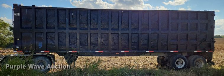 image for item DP2483 1996 Steco SEC38696  refuse trailer