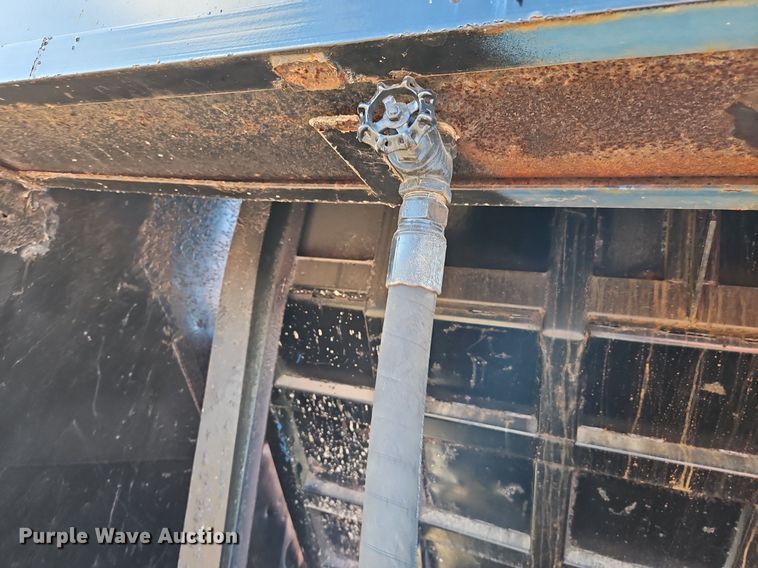 image for item DP2483 1996 Steco SEC38696  refuse trailer