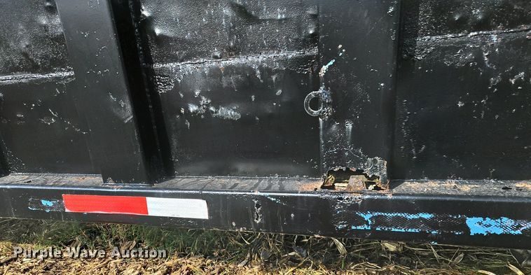 image for item DP2483 1996 Steco SEC38696  refuse trailer