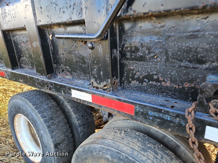 image for item DP2483 1996 Steco SEC38696  refuse trailer