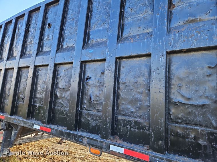 image for item DP2483 1996 Steco SEC38696  refuse trailer