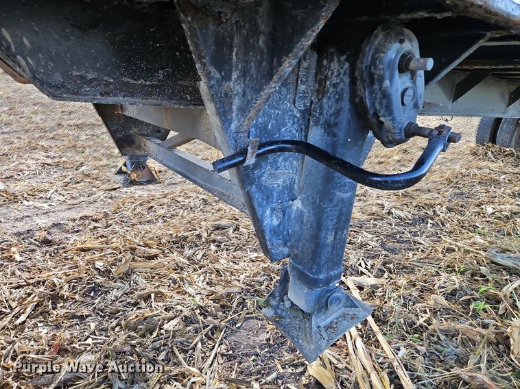 image for item DP2483 1996 Steco SEC38696  refuse trailer