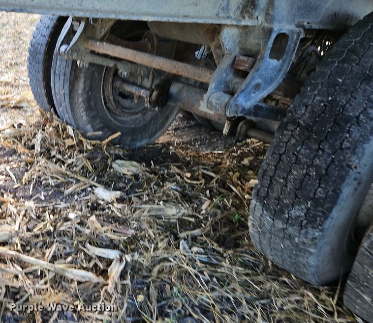 image for item DP2483 1996 Steco SEC38696  refuse trailer