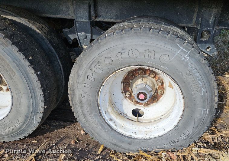 image for item DP2483 1996 Steco SEC38696  refuse trailer