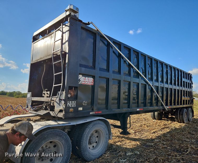 image for item DP2484 1996 Steco SEC38696  refuse trailer