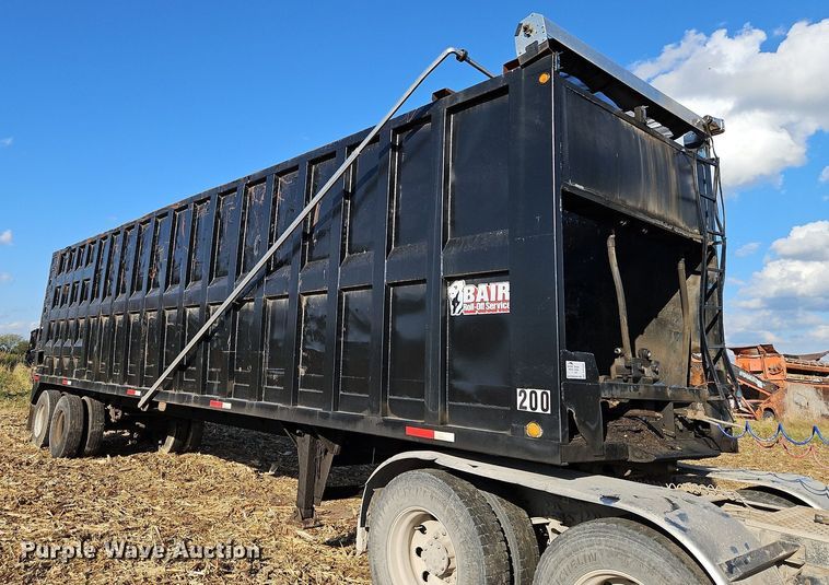 image for item DP2484 1996 Steco SEC38696  refuse trailer