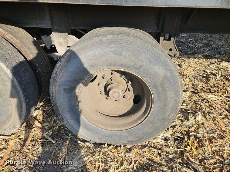 image for item DP2484 1996 Steco SEC38696  refuse trailer