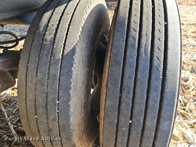 image for item DP2484 1996 Steco SEC38696  refuse trailer