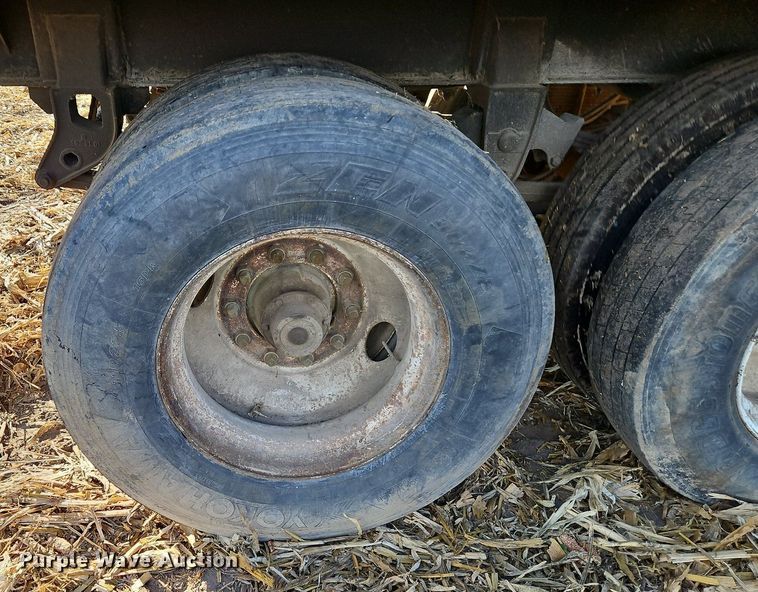 image for item DP2484 1996 Steco SEC38696  refuse trailer