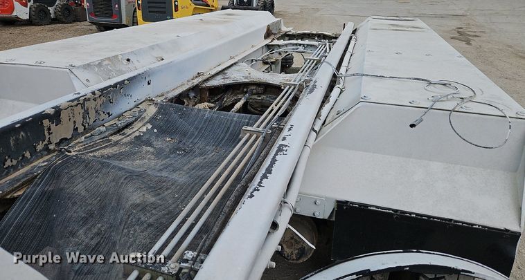 image for item DP2509 2005 Mack CV713  truck chassis