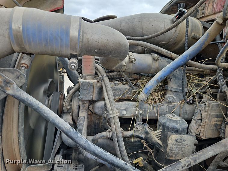 image for item DP2509 2005 Mack CV713  truck chassis