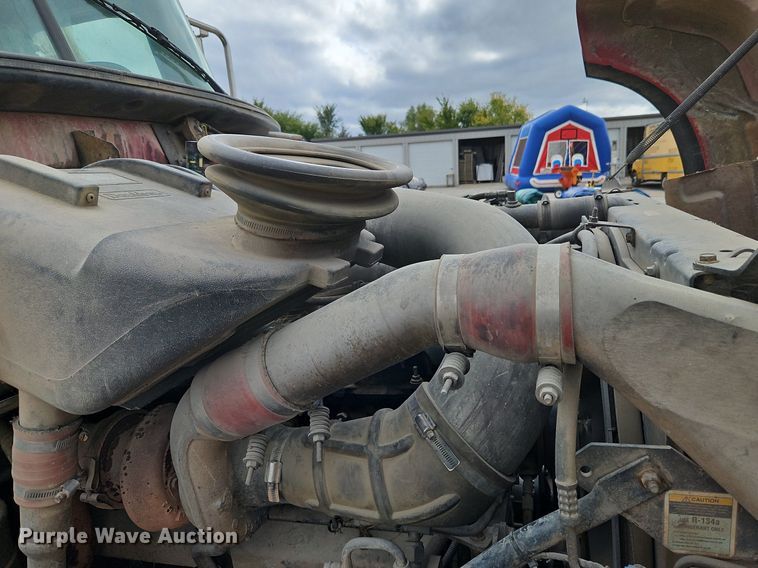 image for item DP2509 2005 Mack CV713  truck chassis