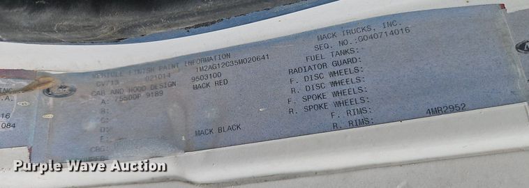 image for item DP2509 2005 Mack CV713  truck chassis