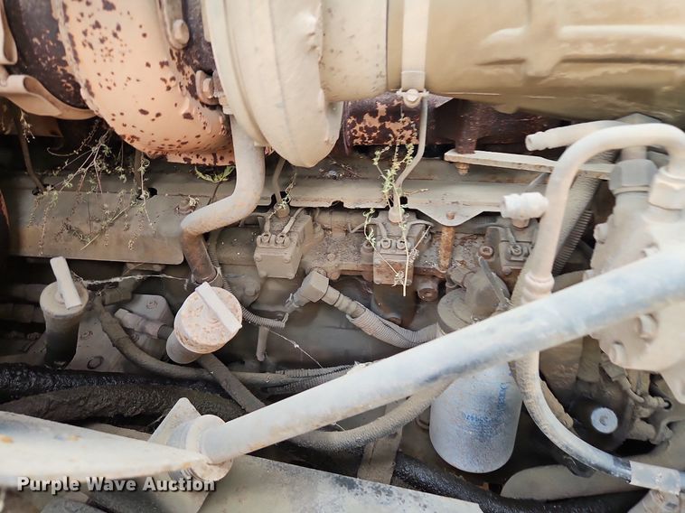 image for item DP2510 2005 Mack CV713  truck chassis