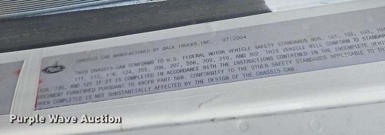 image for item DP2510 2005 Mack CV713  truck chassis