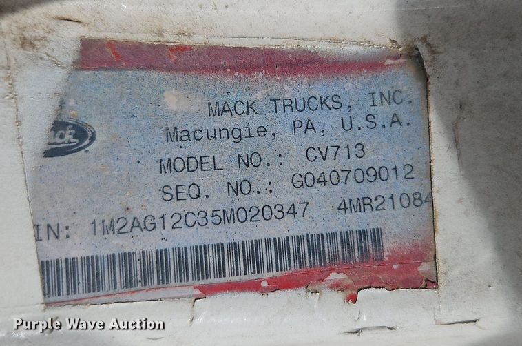 image for item DP2510 2005 Mack CV713  truck chassis