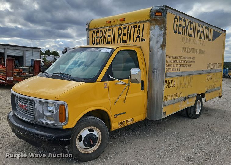 image for item DP2513 2001 GMC Savana G3500  box truck