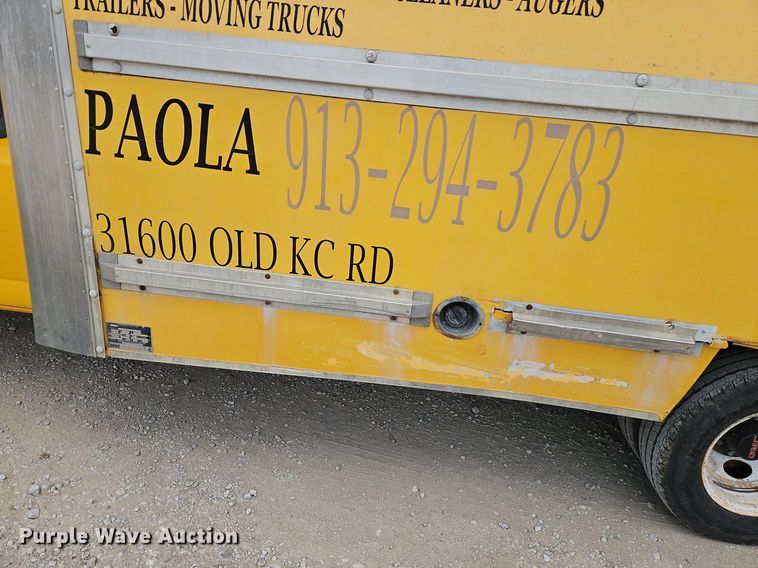 image for item DP2513 2001 GMC Savana G3500  box truck