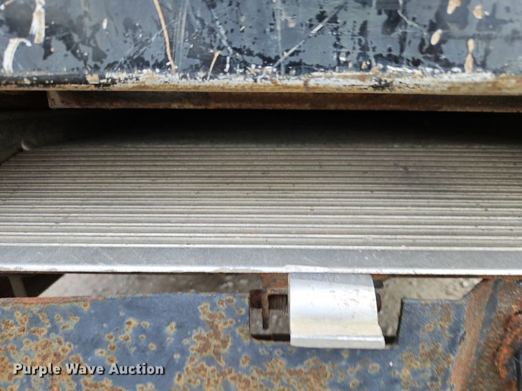 image for item DP2513 2001 GMC Savana G3500  box truck