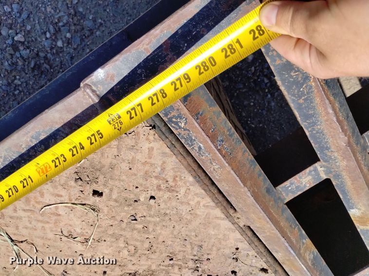 image for item DP3327 2001 SEI  equipment trailer