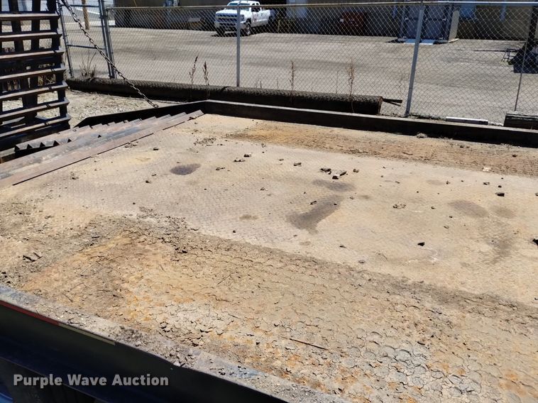 image for item DP3327 2001 SEI  equipment trailer