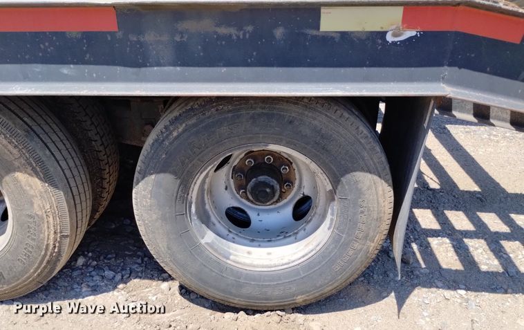 image for item DP3327 2001 SEI  equipment trailer