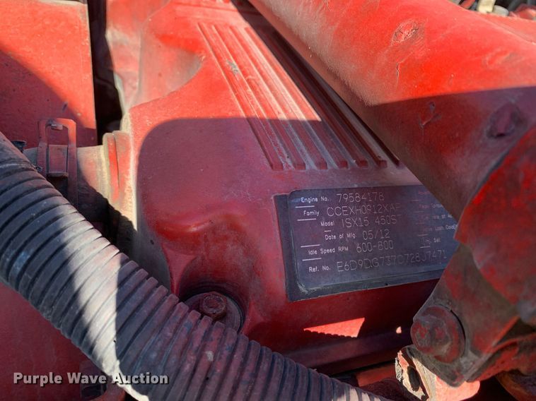 image for item DP8697 2013 Peterbilt 388  semi truck