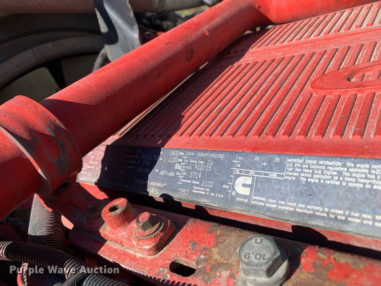 image for item DP8697 2013 Peterbilt 388  semi truck